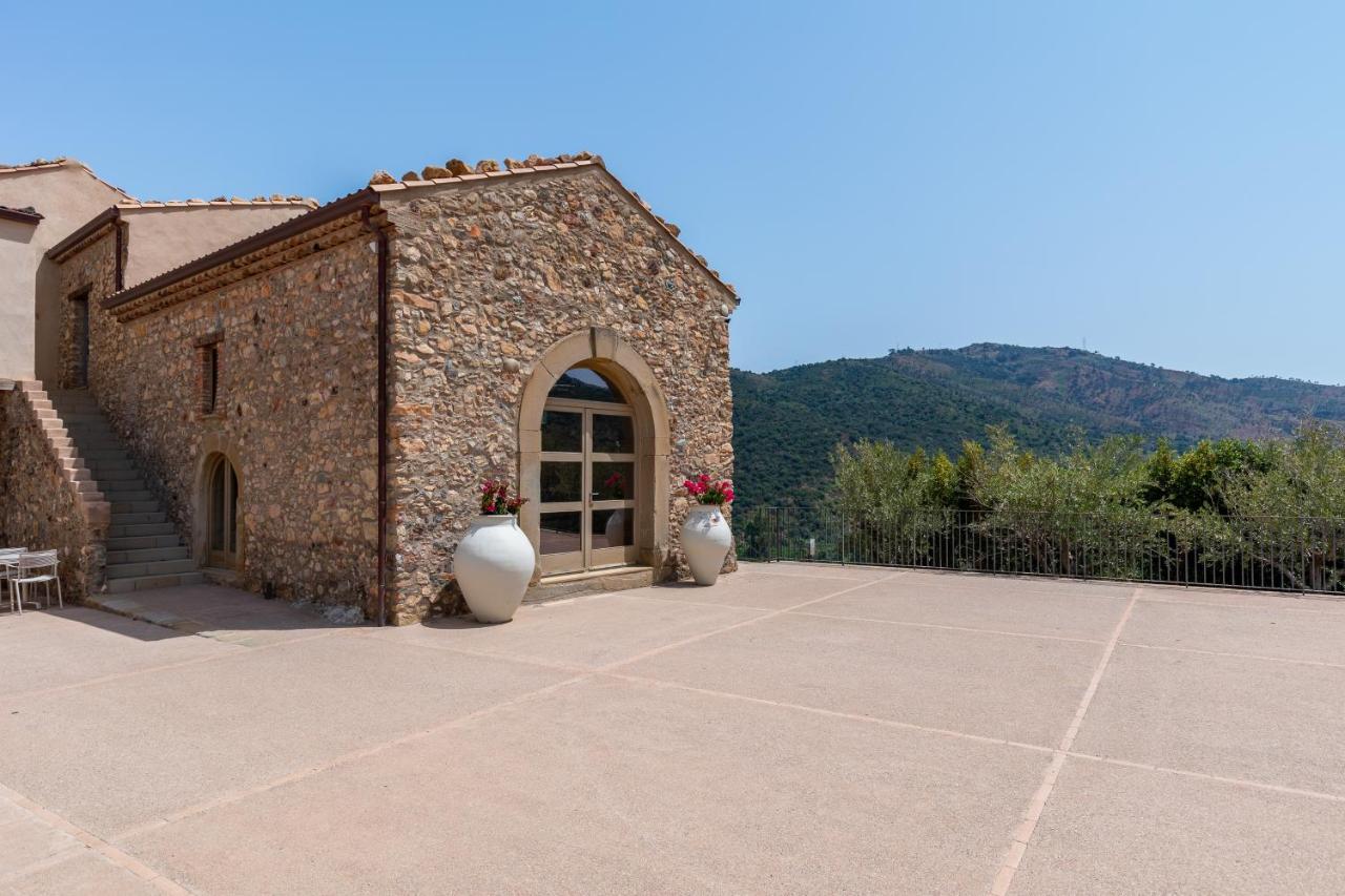 Borgo D'Orlando - Small Country Hotel Mirto  Bagian luar foto