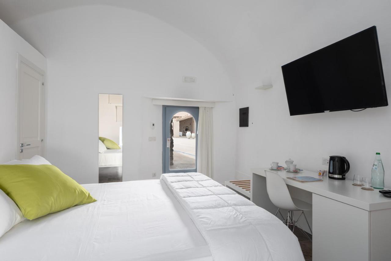 Borgo D'Orlando - Small Country Hotel Mirto  Bagian luar foto