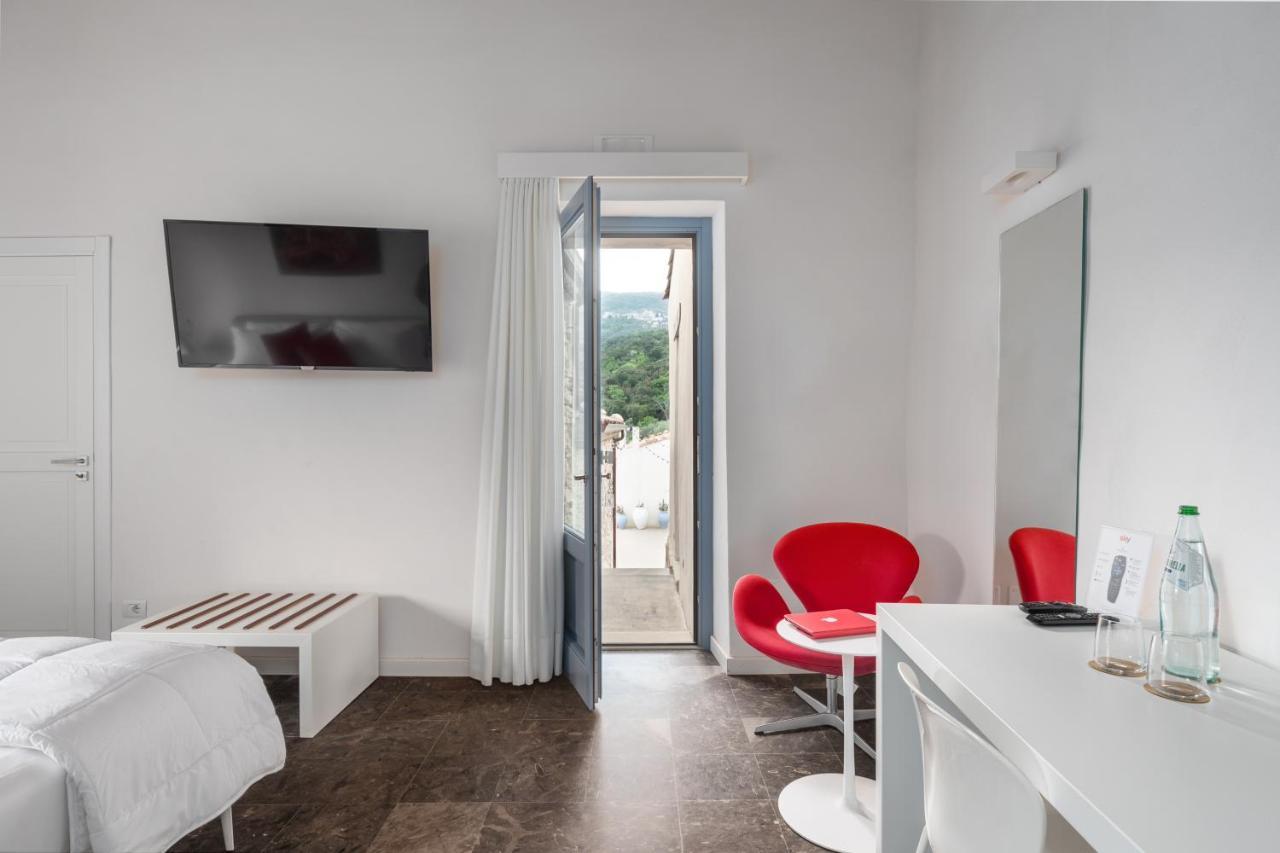 Borgo D'Orlando - Small Country Hotel Mirto  Bagian luar foto
