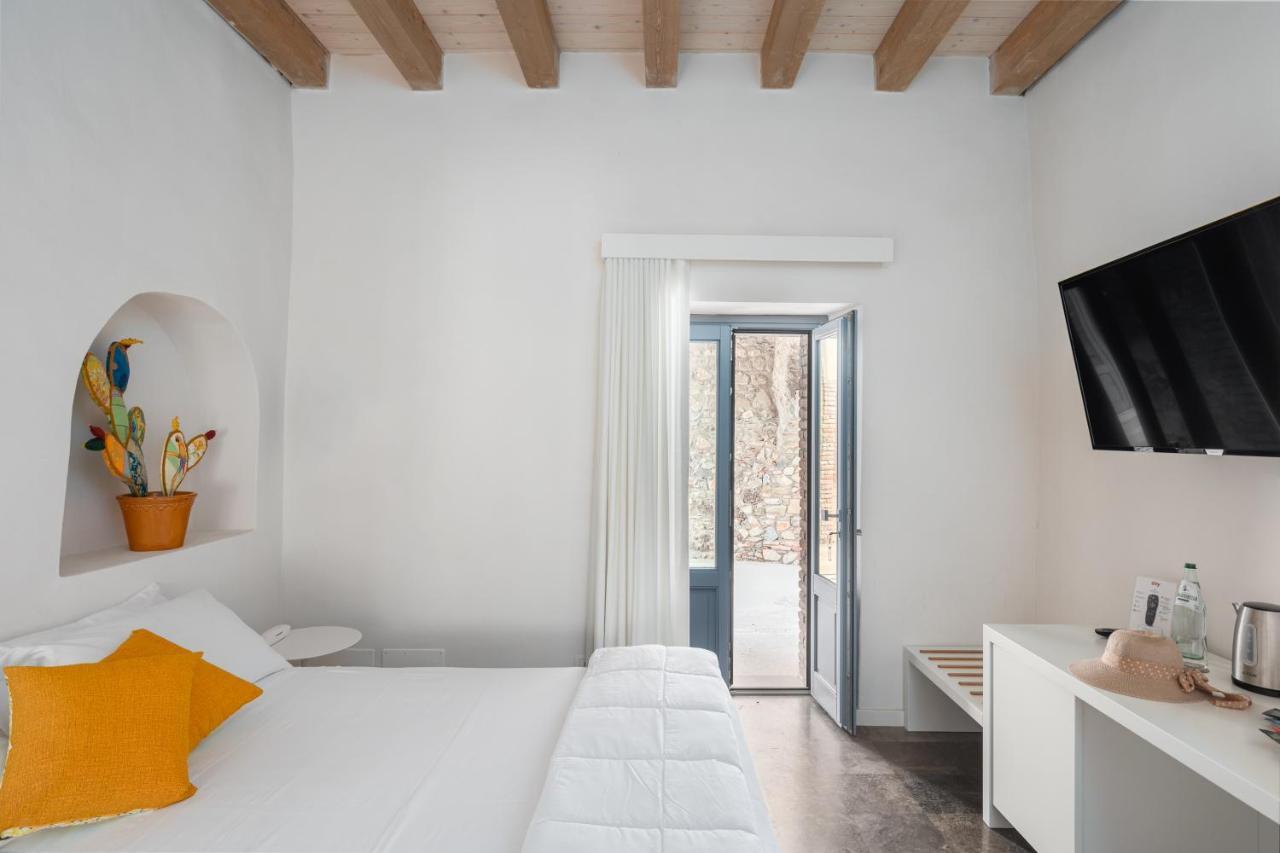 Borgo D'Orlando - Small Country Hotel Mirto  Bagian luar foto