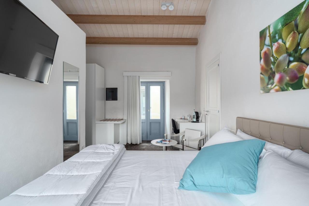 Borgo D'Orlando - Small Country Hotel Mirto  Bagian luar foto