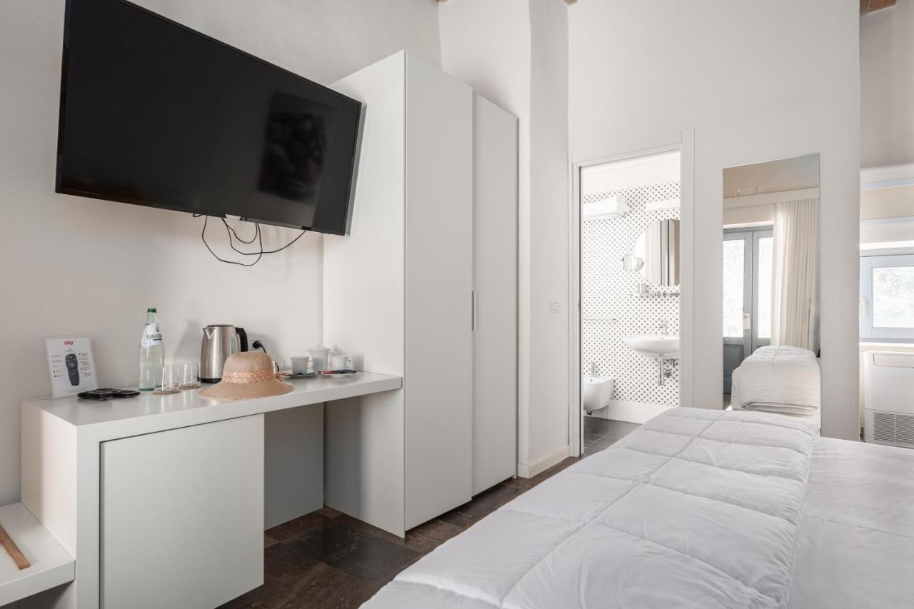 Borgo D'Orlando - Small Country Hotel Mirto  Bagian luar foto