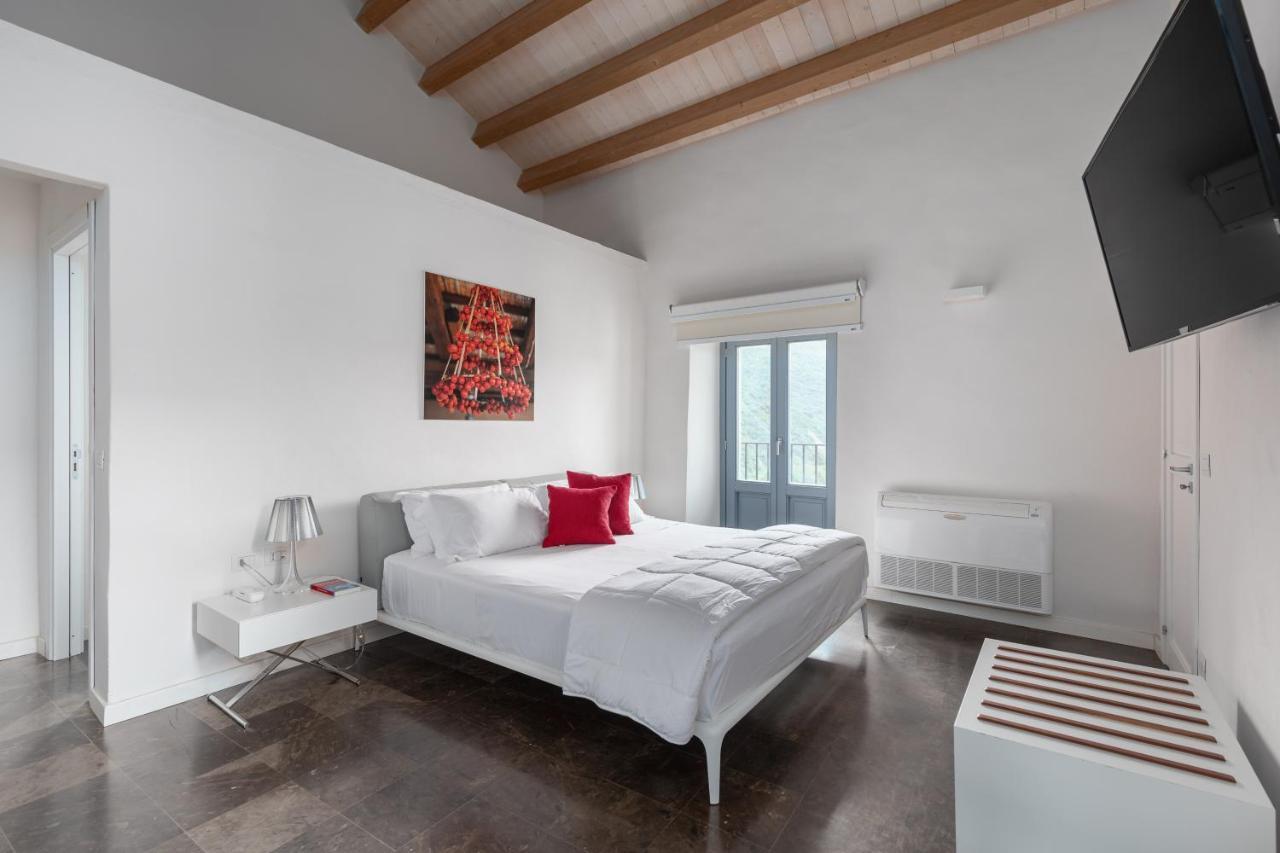 Borgo D'Orlando - Small Country Hotel Mirto  Bagian luar foto