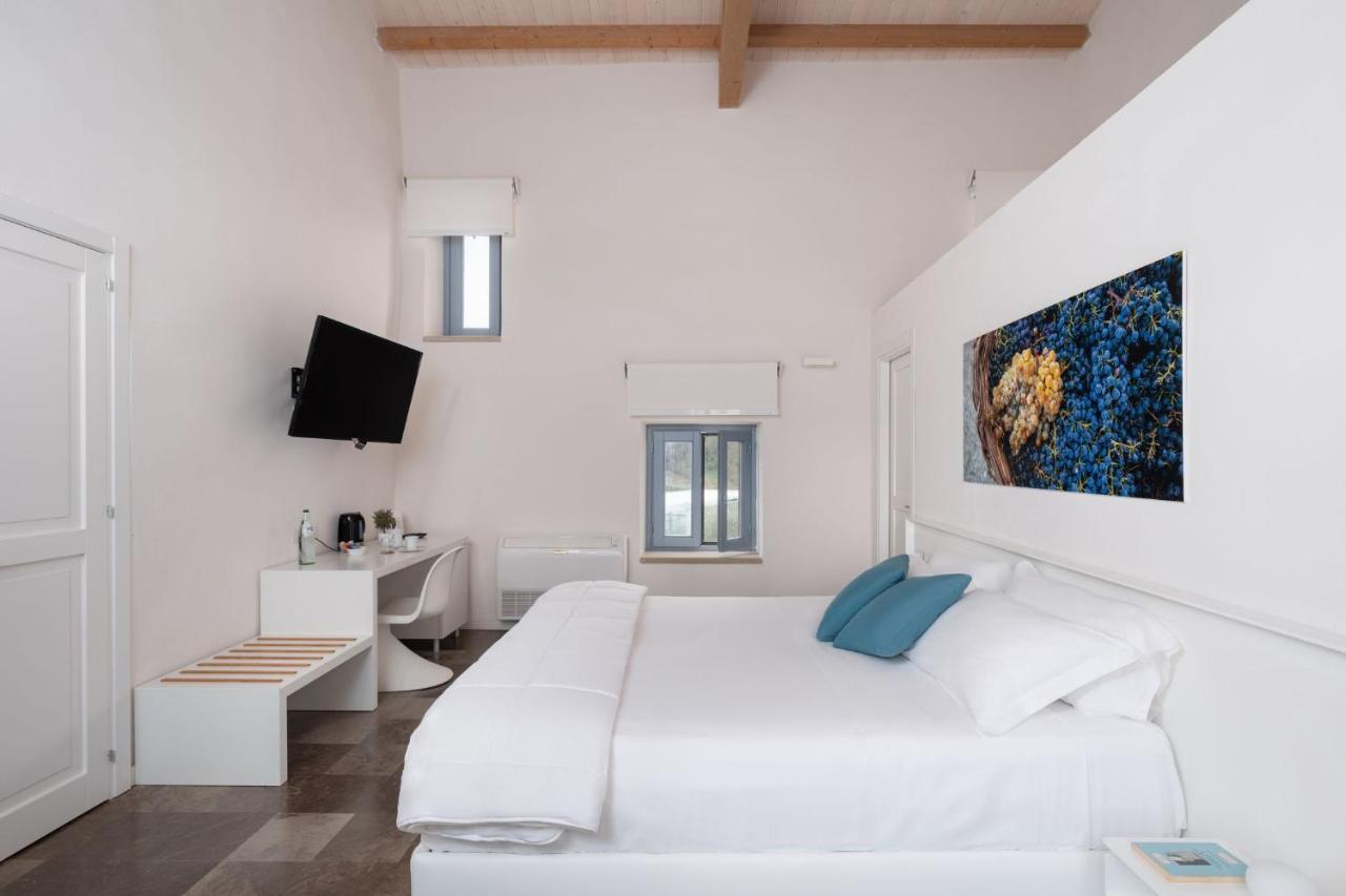 Borgo D'Orlando - Small Country Hotel Mirto  Bagian luar foto
