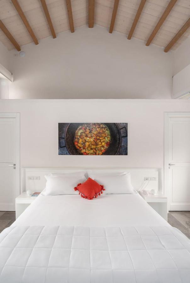 Borgo D'Orlando - Small Country Hotel Mirto  Bagian luar foto