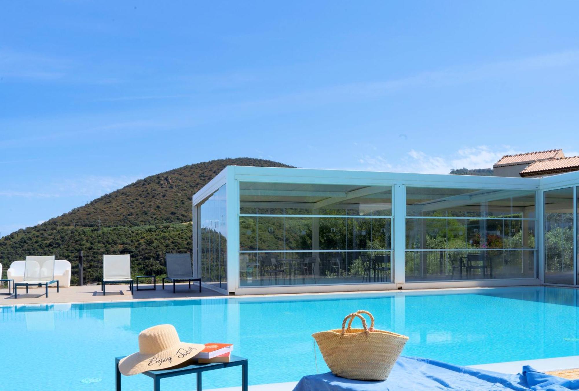 Borgo D'Orlando - Small Country Hotel Mirto  Bagian luar foto